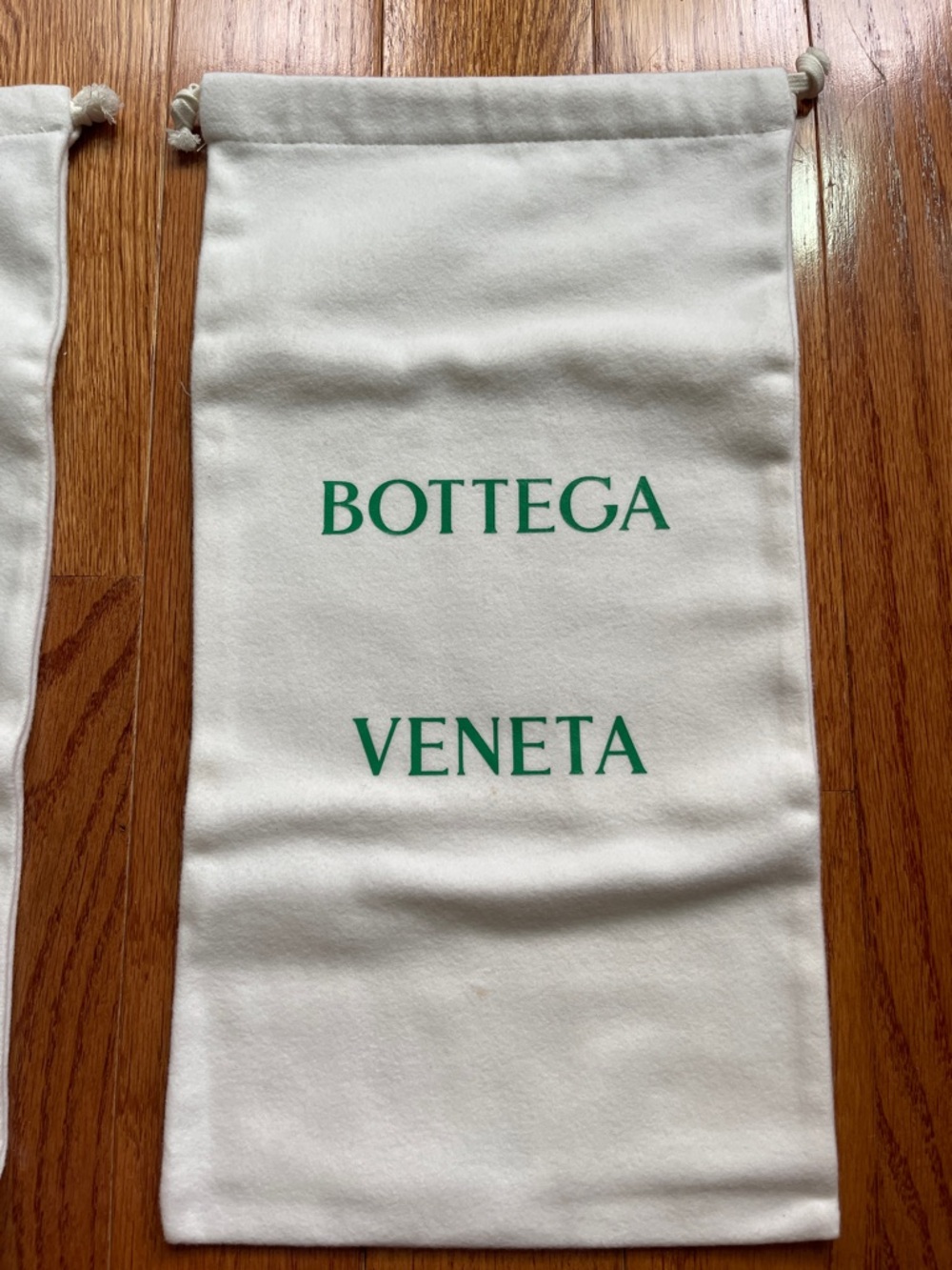 Bottega Veneta White Dust Bag with Green Logo - Picture 2 of 4